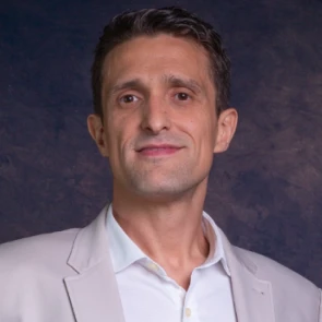 Victor Sales Pinheiro